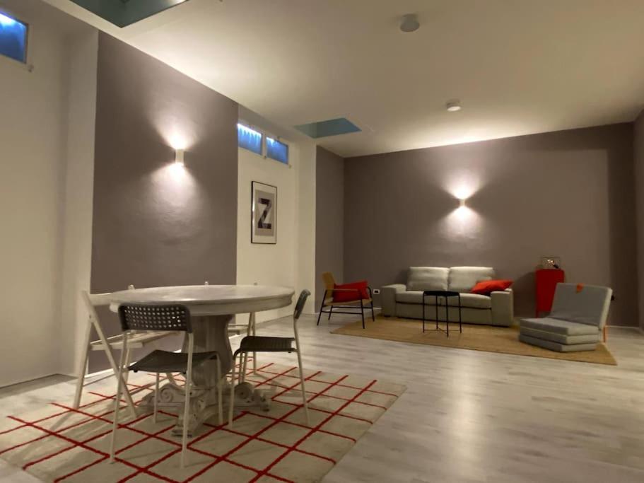 Apartment Loft-55 Navigli-bocconi Mailand